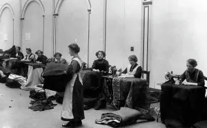 Cloths: Sewing for those in need, 1915