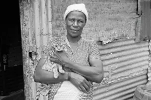 Dweller: Shack dweller with kitten