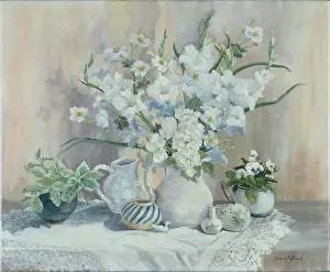 Pansies: Shades of White ' Mixed white flowers