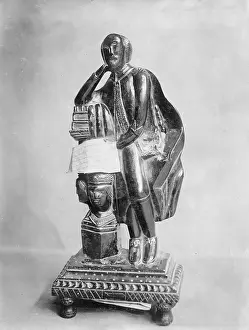 Item: Shakespeare statuette