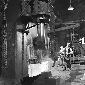 Heinz Zinram: Shaping metal with a steam hammer