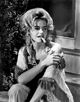 Reivers: Sharon Farrell - actress