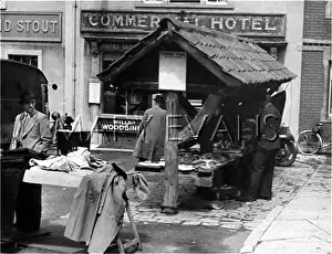 Dodgy: SHEPTON MALLET MARKET