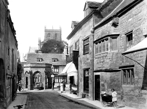 Sherborne: Sherborne, Long Street 1924
