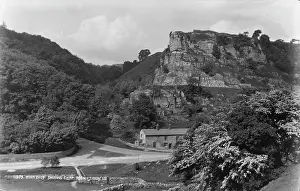 Eyam: Shining Cliff Rock in Eyam Dale