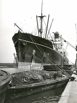 SHIP IN GEORGE V DOCK