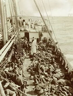 Transports: Ship with workers on board, 1910