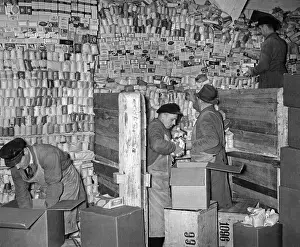 Cardboard: Shipping of food to Austria, 1938