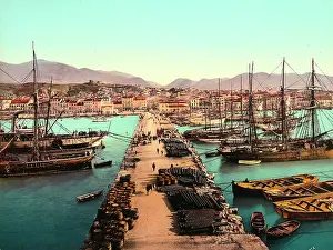 Patras: Ships and boats used for