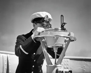 Estimating: Ship?s Officer Using a Mounted Range-Finder Estimating