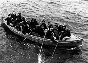 Lifeboat: Shipwrecked allied sailors, 1939-1945