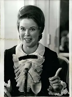 Prodigy: Shirley Temple Black at press conference, Paris