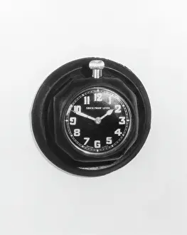 Dashboard: SHOCK PROOF CAR CLOCK