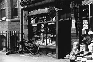 Grips: SHOE MAKER & REPAIRER
