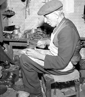 Vinatge: Shoe repair