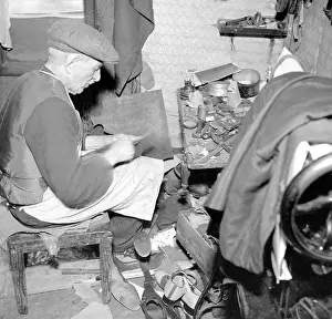 Vinatge: Shoe repair