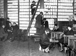 Buyers: Shoe sale, 1929