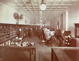 Salesmen: Shoe shop, New York