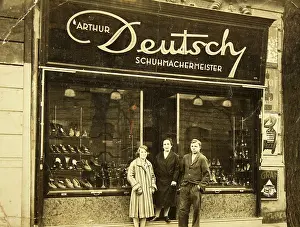 Brigittenau: Shoemaker Arthur Deutsch in Dresdner Strasse