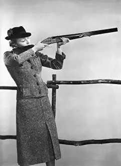 Huntress: SHOOTING CLOTHES