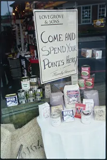 Simon Roberts: SHOP DISPLAY 1940S