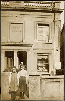 C1915: SHOP IN PRIVATE HOME