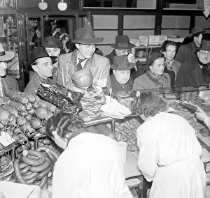 Delicatessen: Shoppers at meat store