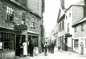 Shopkeepers: Shopping street in Salcombe, Devon