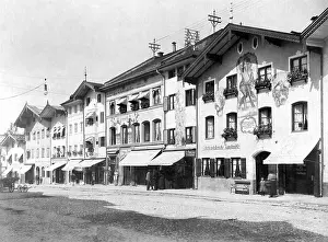 Toast: Shops in the Marktstrasse in Bad Tolz, 1911