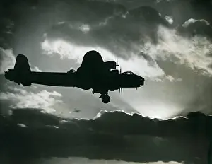 Strategic Bomber: Short S-29 Stirling