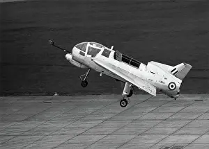 Xg905: Short Sc.1 Vtol Research Prototype Aircraft Slow Flight ?