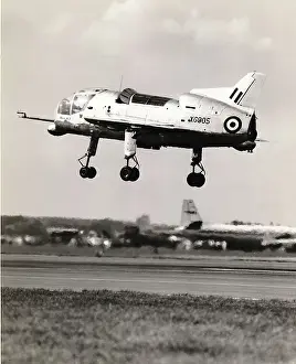 Hover: Short SC1 XG905 in the hover
