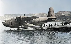 Towing: Short Sunderland flying boat, WW2