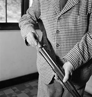 Shotguns: Shotgun