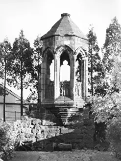 1083: SHREWSBURY ABBEY PULPIT
