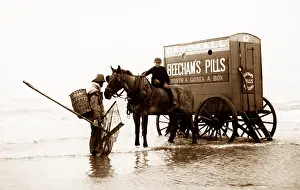 Shrimping: A shrimper and a bathing machine, Blackpool