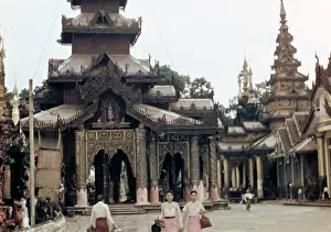 Shwedagon: Shwedagon Pagoda - Rangoon