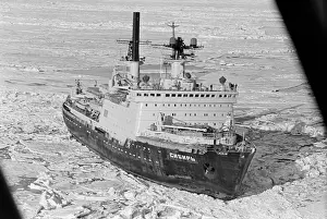 Sibir: Sibir atomic vessel
