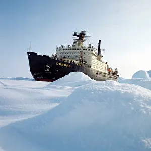 Icebreaker: Sibir nuclear-powered icebreaker, 1987