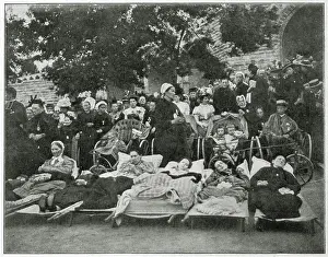 Lourdes: SICK PILGRIMS, 1890S
