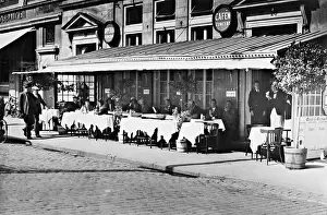 Kopenhagen: Sidewalk cafe in Copenhagen, 1932