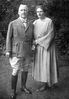 Winifred: Siegfried Wagner with Winifred, 1927