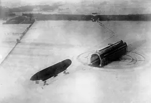 Rotary: Siemens-Schuckert dirigible balloon in front of the balloon
