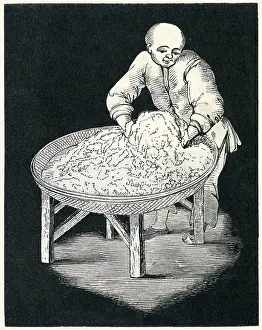 Sifting: Sifting tea by hand, China