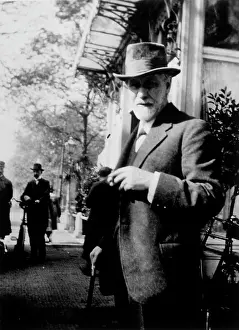 Neurologist: SIGMUND FREUD 1920/NEG 8