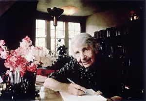 Intelligent: Sigmund Freud's Daughter Anna Freud