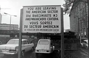 Cyrillic: Sign in four languages, Berlin Wall, Berlin, Germany