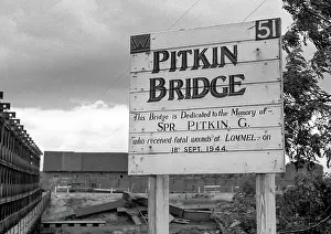 Lommel: Sign for Pitkin Bridge, WW2
