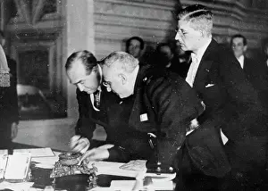 Contracting: Signing