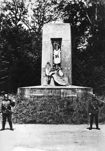 Compiegne: Signing of the armistice at CompiEugne, 1940